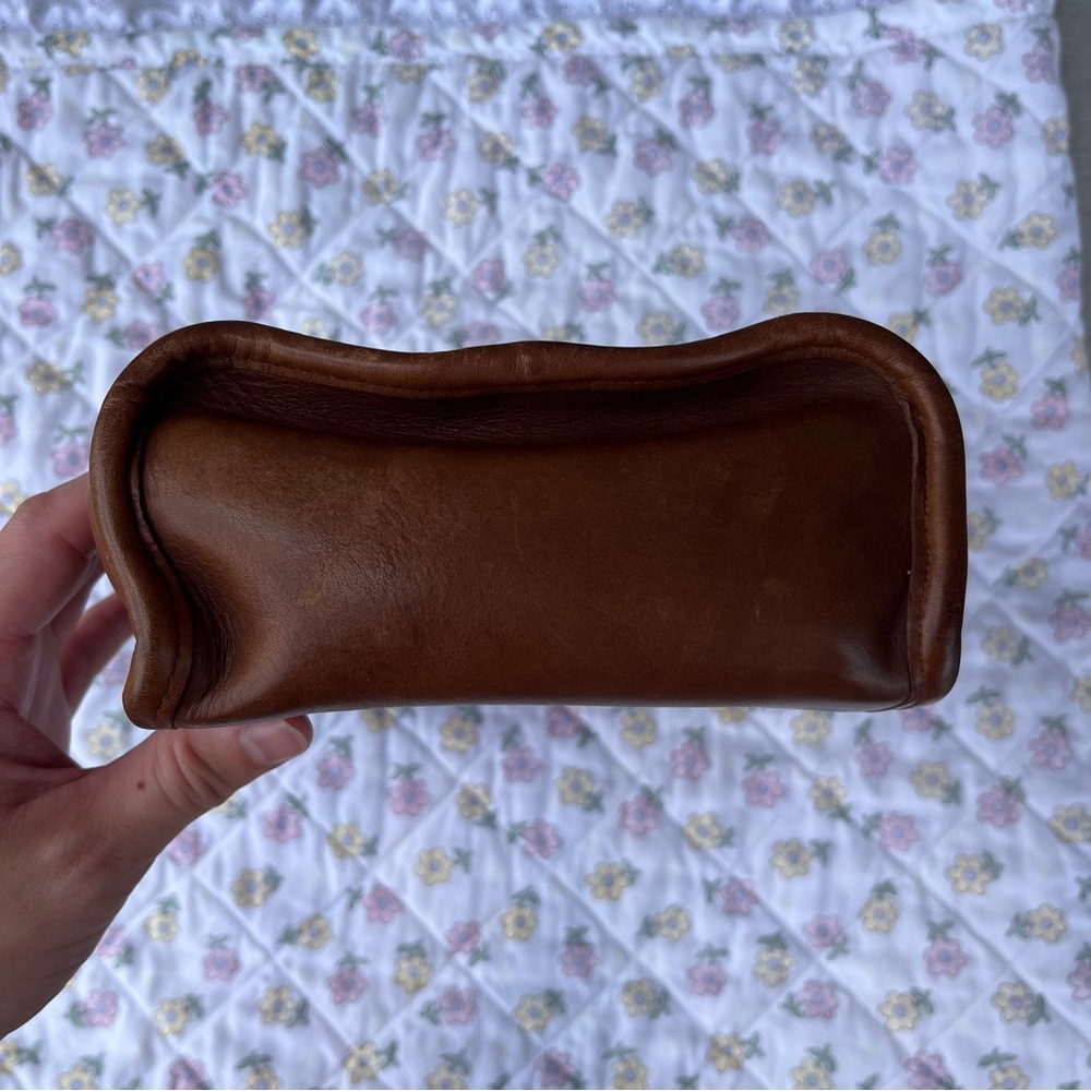 Vintage Coach 80’s Large Wetpack - Picture 6 of 14